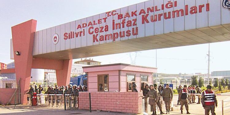 سجن سيليفري في تركيا ضمن أكثر 7 سجون اكتظاظًا بالعالم