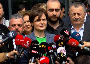 تركيا.. هل وعد حزب الشعب الجمهوري بالإفراج عن أوجلان؟