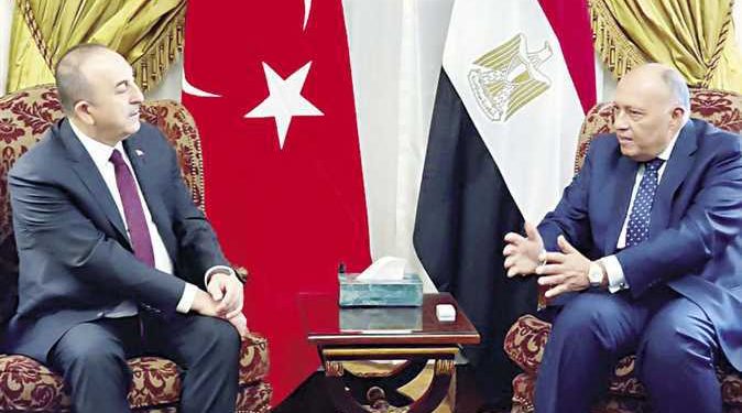 وزير خارجية مصر يزور تركيا لمواصلة محادثات تطبيع العلاقات