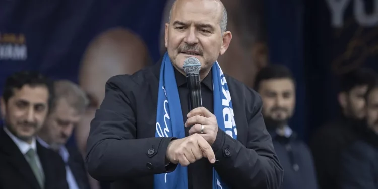 وزير داخلية تركيا: سنهزم  جو بايدن في الانتخابات!