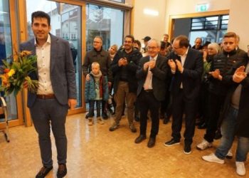 لاجئ سوري يفوز بانتخابات البلديات في ألمانيا 