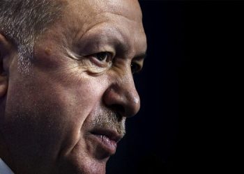 16753 تم محاكمتهم خلال عام بتهمة إهانة أردوغان