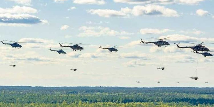 تحطم مروحية روسية قرب أوكرانيا (فيديو)