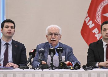 رئيس الحزب الوطني يطالب أنصاره بالتصويت لصالح أردوغان 