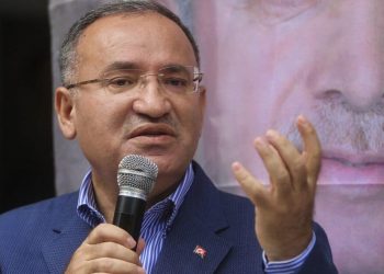 وزير العدل التركي: نعاني من ارتفاع الأسعار لكن لا توجد أزمة اقتصادية!