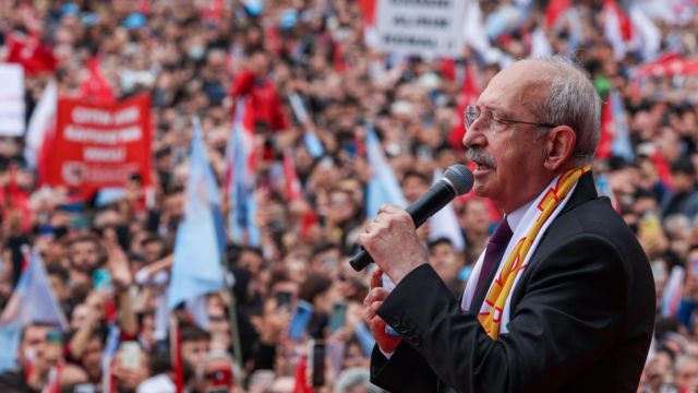 كيليجدار أوغلو يدافع عن محرم إنجه: يجب التصدي لهذه الحقارة