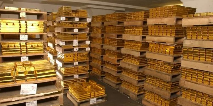 البنك المركزي التركي يبيع الذهب للسيطرة على الدولار