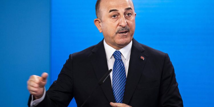 تركيا: رفضنا الطلب الأمريكي بإرسال الصواريخ الروسية إلى أوكرانيا