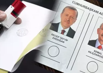 المغتربون الأتراك في ألمانيا يتدفقون على صناديق الاقتراع للتصويت