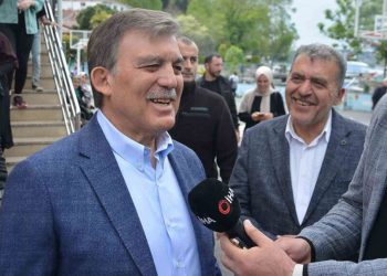 عبد الله جول: أبرز لحظات الديمقراطية هي عند اللجوء لإرادة الشعب