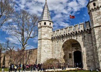 السياحة في إسطنبول.. قصر الباب العالي (توب كابي)