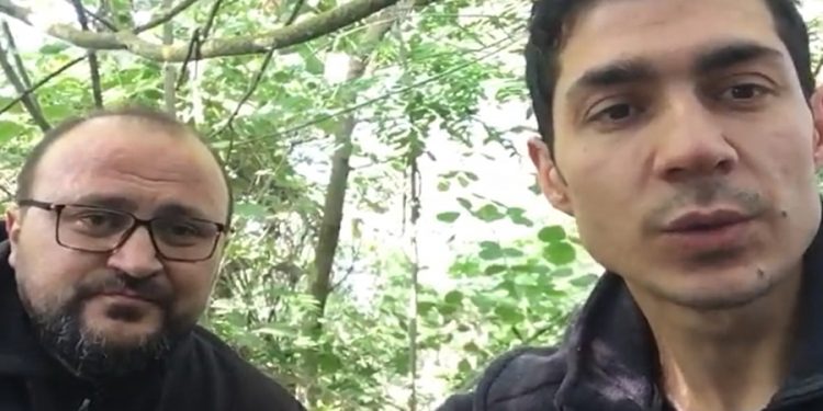 تركيان عالقان في جزيرة يونانية يطلبان حق اللجوء