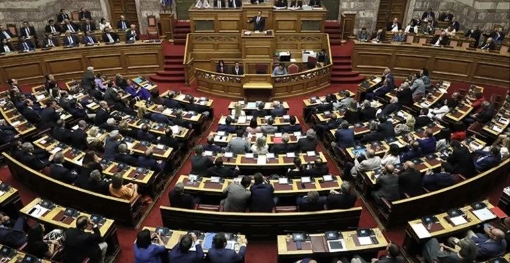 4 من أصل تركي في البرلمان اليوناني