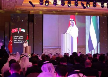 وزير التجارة الإماراتي: علاقاتنا مع تركيا تتطور سريعًا