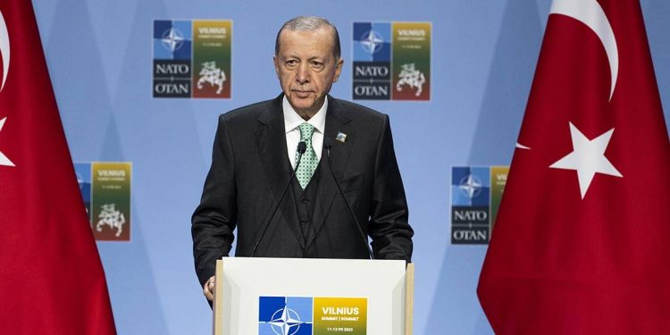 أردوغان: السويد ستقدم خارطة طريق في الحرب ضد الإرهاب