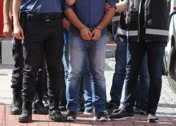 وزير الداخلية التركي يتباهي باعتقال 748 في الشهر الأول من عمله