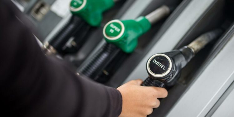 تركيا.. زيادة كبيرة في أسعار البنزين