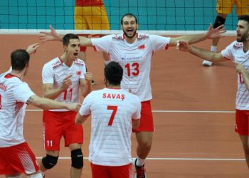 منتخب تركيا للكرة الطائرة للرجال يتأهل لنصف نهائي كأس التحدي