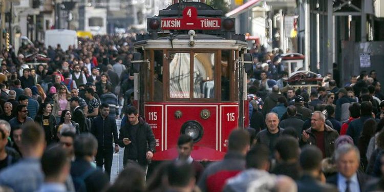 تركيا.. مخطط لتقليل الكثافة السكانية في إسطنبول