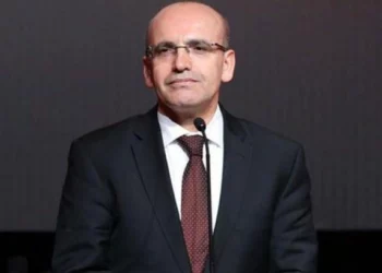 وزير المالية التركي من الإمارات: اتخذنا خطوات قوية لخفض التضخم  