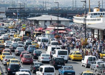 أزمة مرورية تقطع أوصال إسطنبول