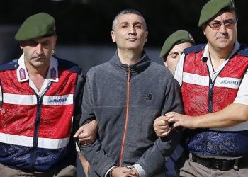 العميد جوكهان شاهين