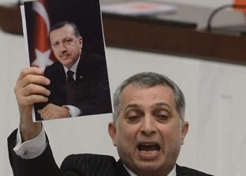 عضو بحزب أردوغان: رفع أسعار المحروقات “حملة قذرة”