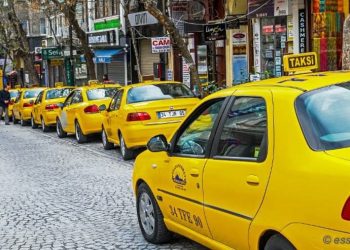 سائق تاكسي تركي يقتل سائح مغربي في إسطنبول