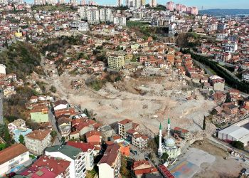 200 ألف مبنى عالي الخطورة في إسطنبول