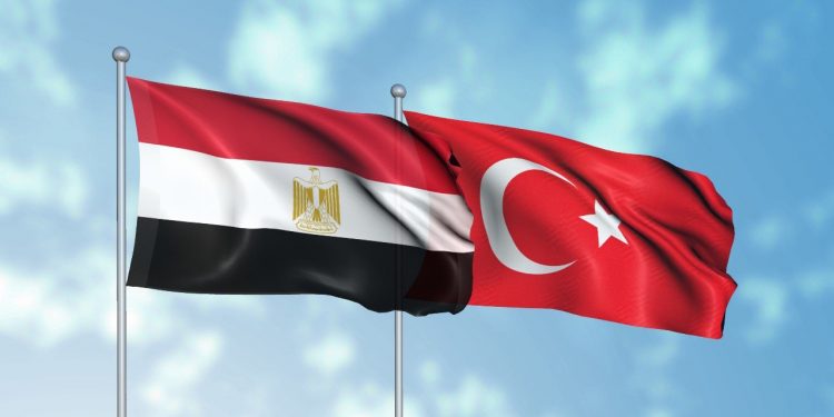 وزير مصري في تركيا بعد 10 سنوات من القطيعة