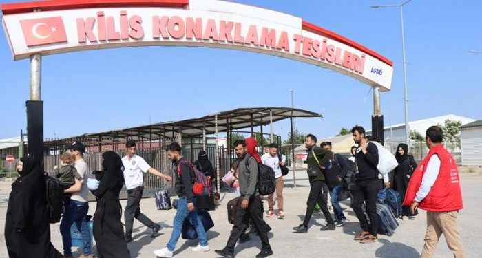 صحفي: ضمان عودة اللاجئين إلى سوريا ينقصه جلوس الأسد مع أردوغان