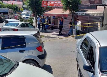 مصرع رئيس سابق لشعبة حزب الحركة القومية خلال هجوم مسلح في إسطنبول