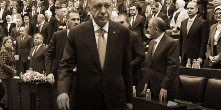 أردوغان يستعد لإجراء تعديلات في حزبه قبل الانتخابات