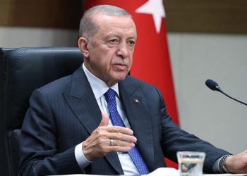 أردوغان يرسل 168 عنصر إنقاذ و3 طائرات مساعدات إلى ليبيا
