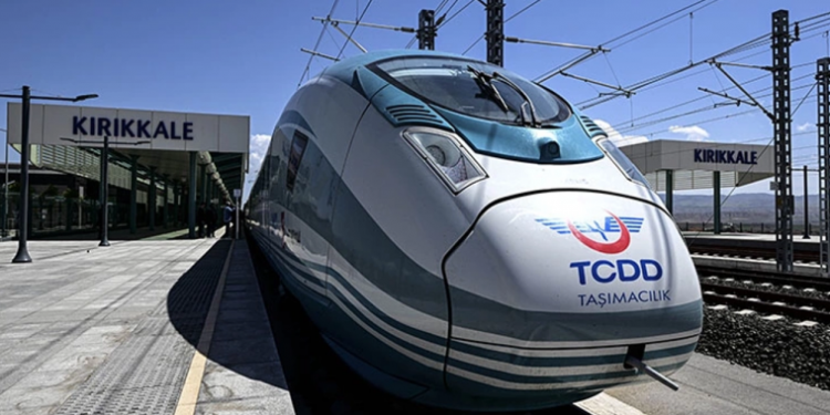 تركيا.. السكك الحديد تتصدر الشركات الحكومية المدينة