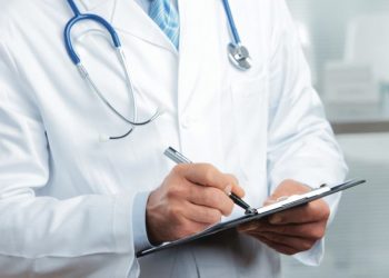 تركيا تواصل فقدان الأطباء