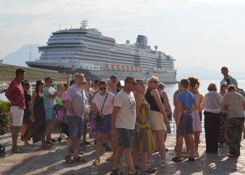 سفينة سياحية تغير طريقها من إسرائيل إلى تركيا