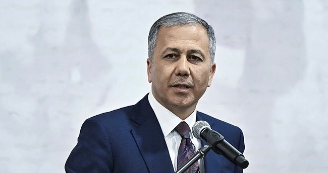 تركيا توقف 181 من مهربي المهاجرين