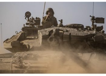 نيويورك تايمز: إسرائيل تؤجل العملية البرية في غزة بسبب الطقس