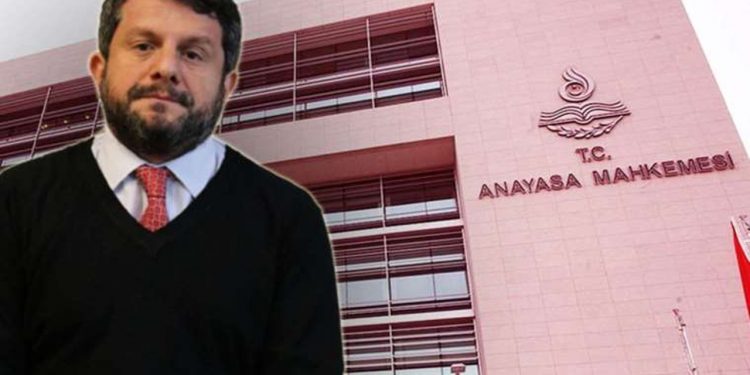 تركيا.. المحكمة الدستورية تقر بانتهاك حقوق برلماني معتقل