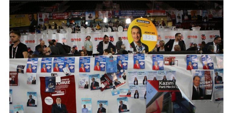 صحفي: فوز أوزغور أوزيل أحبط خطط أردوغان في الانتخابات البلدية