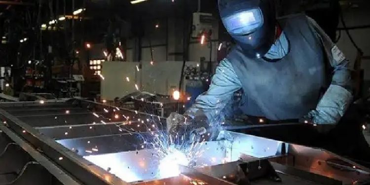 الاقتصاد التركي يحقق نموًّا يفوق التوقعات خلال الربع الثالث