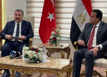 فخر الدين كوجا من مصر: سنعالج الأطفال ومرضى السرطان من غزة في تركيا