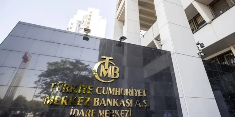 توقعات برفع المركزي التركي سعر الفائدة فوق 35%