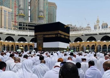 هل يمكن للأتراك الحج بالتأشيرة السياحية؟