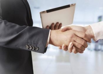 التشبه والتجمل