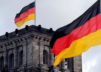 ألمانيا تتجه لتقليص عدد اللاجئين والإعانات المقدمة لهم