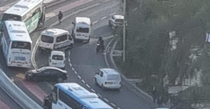 مقتل إسرائيليين وإصابة 8 بإطلاق نار في القدس .. فيديو