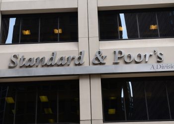وكالة “ستاندرد آند بورز” تغير نظرتها المستقبلية لتركيا