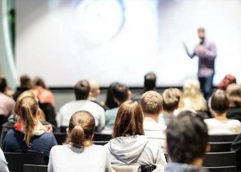 عدد الطلاب المتسربين من الجامعات التركية يتجاوز عدد سكان 50 محافظة